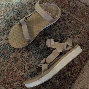 Teva Tan Midform Universal